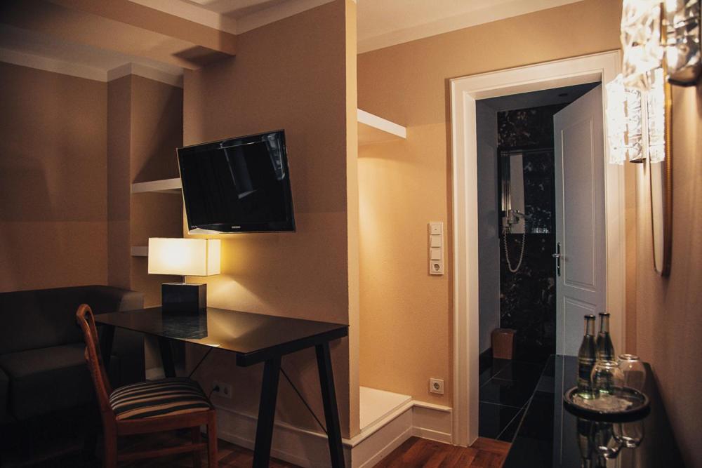 Weinhotel Eltvinum エルトフィレ エクステリア 写真
